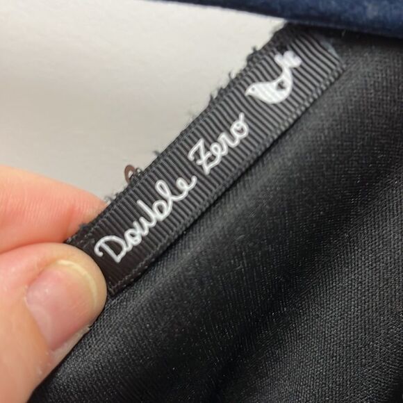 Double Zero Black Tweed Sequin V-Neck‎ Jumper - Picture 2 of 6